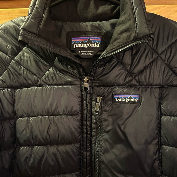 Patagonia Women's Black Long Puffer Coat-repaired - Picture 3 of 6